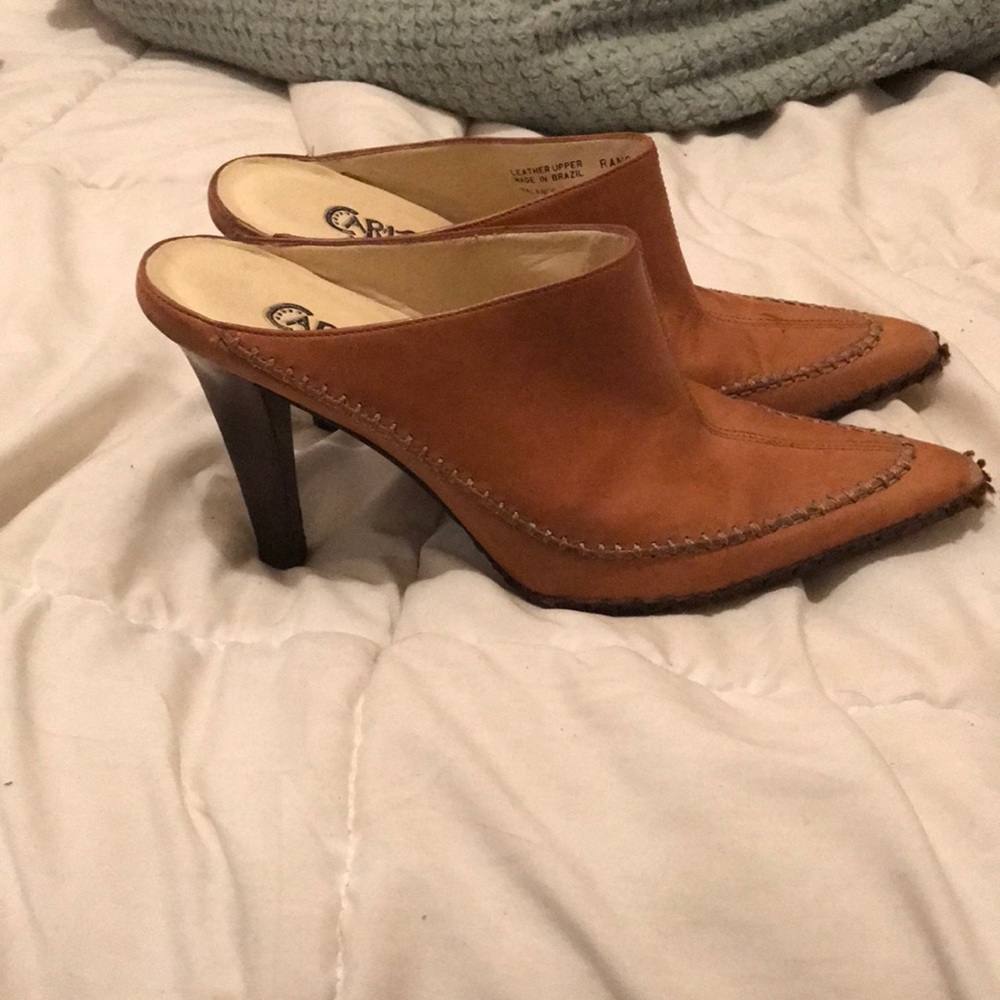 Leather pointed heels